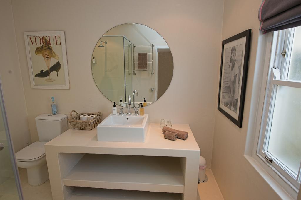 The M A P Room At Aloe Corner Self Catering Франшхоек Екстериор снимка