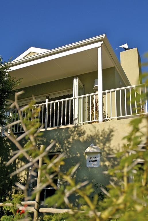 The M A P Room At Aloe Corner Self Catering Франшхоек Екстериор снимка